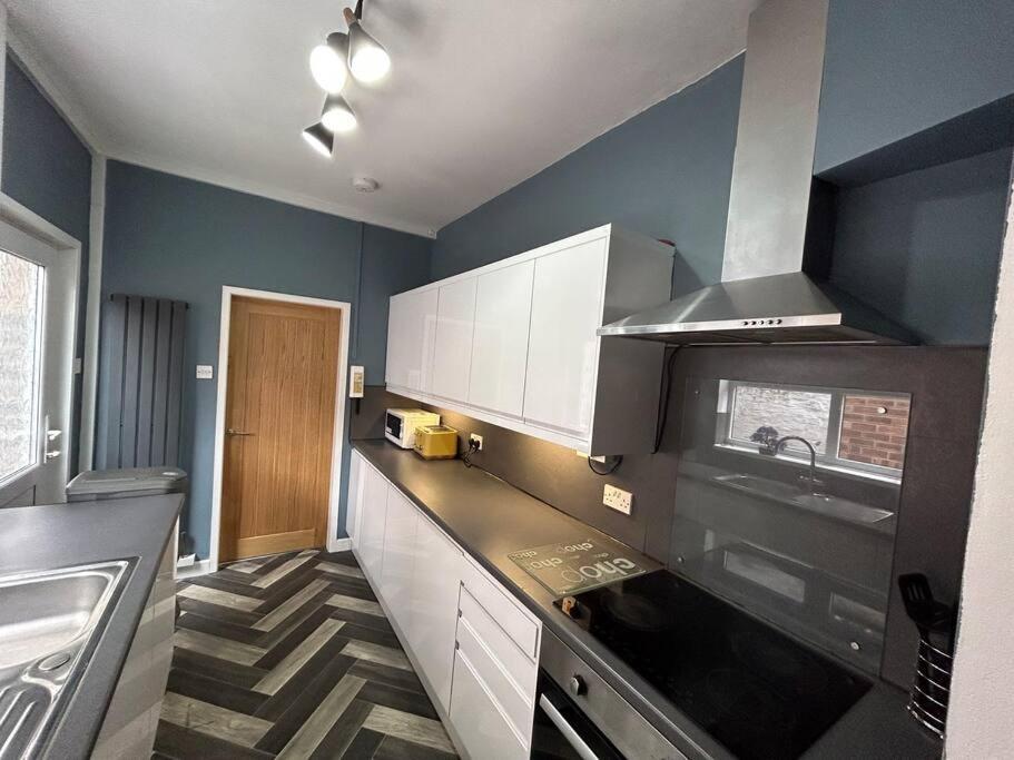 Spacious Homely 3 Bed Property Newcastle-under-Lyme Zewnętrze zdjęcie